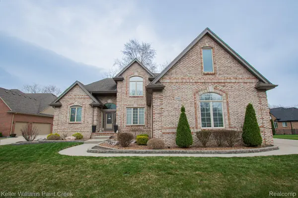 49662 SHELBY CREEK DR, Shelby Twp, MI 48317