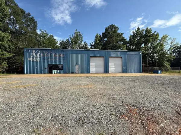 214 Front Street, Vivian, LA 71082