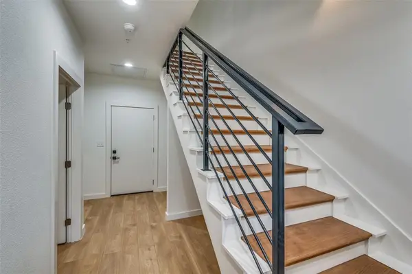 520 S Oconnor Road, Irving, TX 75060