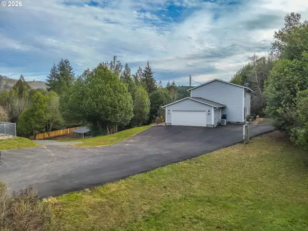 Coquille, OR 97423,94118 COVEY LN