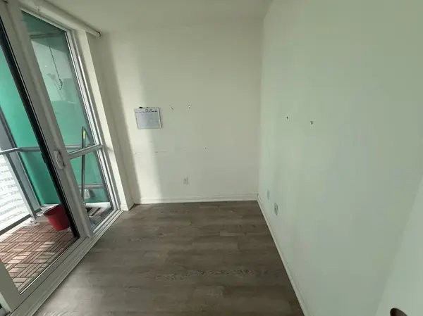 11 Bogert AVE #2101, Toronto C07, ON M2N 0H4