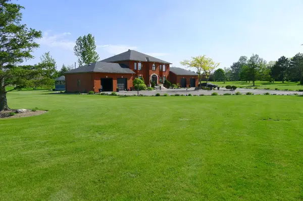 16 Fenton WAY, Brampton, ON L6P 0P5