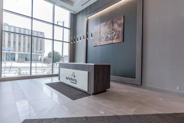 Brampton, ON L6W 2Z8,15 Lynch ST #1607