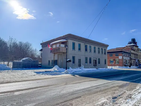 25 King ST E, Cavan Monaghan, ON L0A 1G0