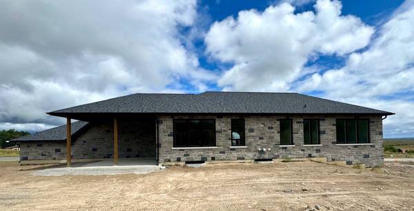 1936 Davenport RD, Cavan Monaghan, ON L0A 1C0