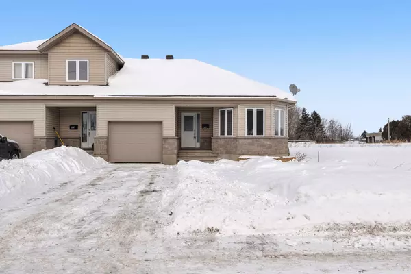 94 Fourth AVE, Arnprior, ON K7S 0G1