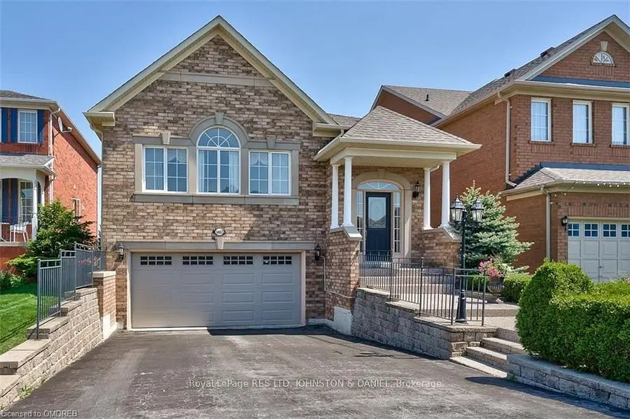 1482 SANDPIPER RD, Oakville, ON L6M 3R5
