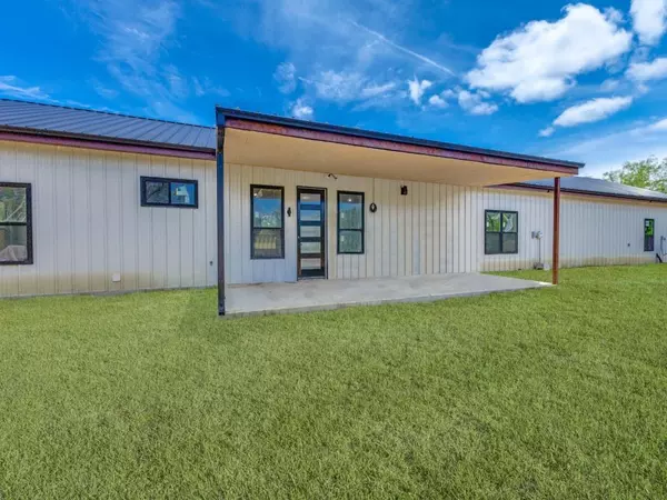 Kemp, TX 75143,10414 County Road 146