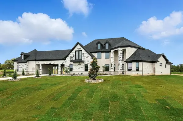 5005 Glenoaks Court, Weatherford, TX 76088