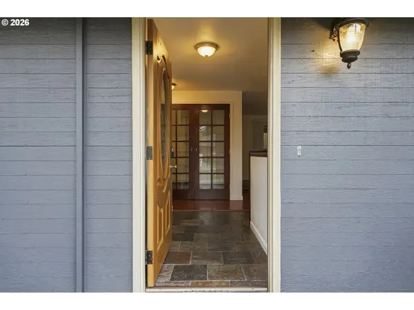 1026 SE 209TH AVE, Gresham, OR 97030