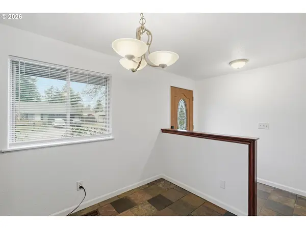 1026 SE 209TH AVE, Gresham, OR 97030