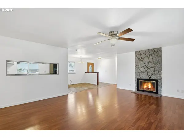 1026 SE 209TH AVE, Gresham, OR 97030