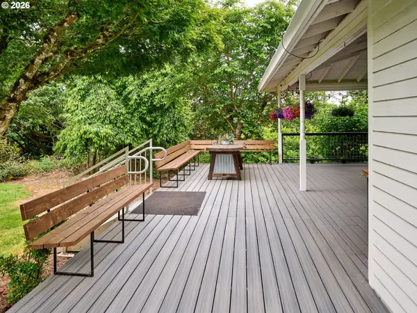 23860 S BEAVERCREEK RD, Beavercreek, OR 97004