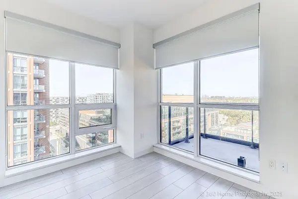 31 Tippett RD #1306, Toronto C06, ON M3H 0C8