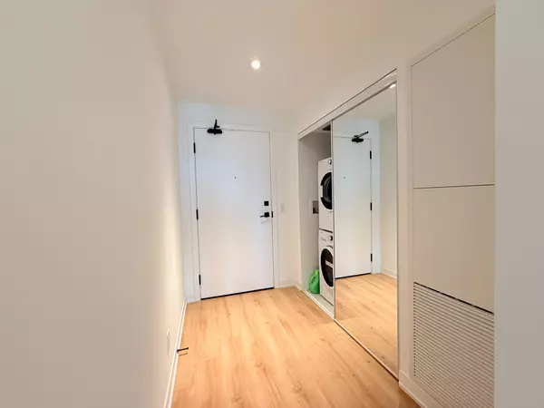 Toronto, ON M5B 0C8,319 Jarvis ST #2710