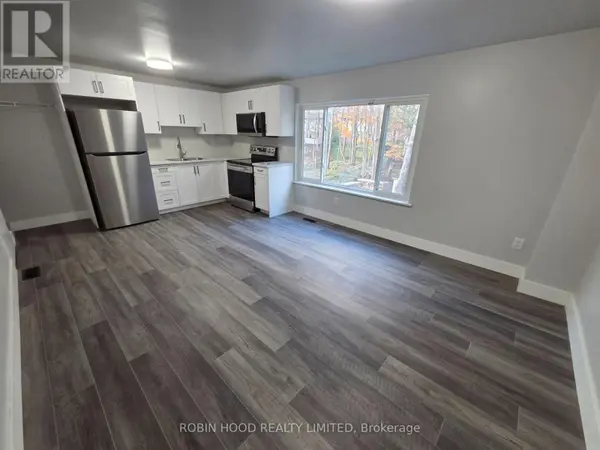 59 Scott CRES, Barrie, ON L4N 4W2