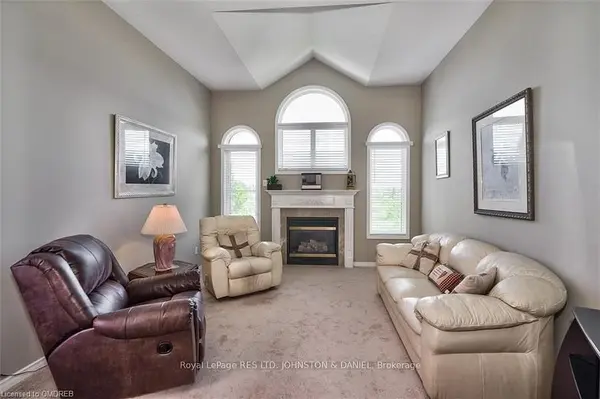 1482 SANDPIPER RD, Oakville, ON L6M 3R5