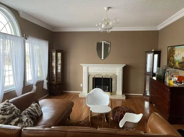 1482 SANDPIPER RD, Oakville, ON L6M 3R5