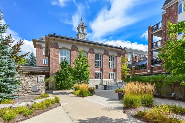 71 Bayberry DR #112, Guelph, ON N1G 5K9