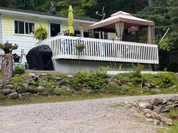 Highlands East, ON K0L 3C0,1039 Grace River RD