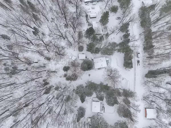 Highlands East, ON K0L 3C0,1039 Grace River RD