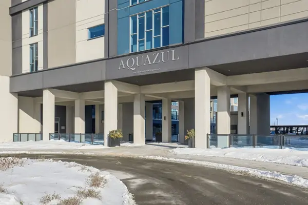 16 Concord PL #346, Grimsby, ON L3M 0J1