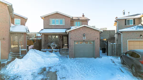 39 Regis CT, Hamilton, ON L8E 4M8