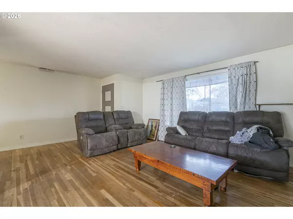 Salem, OR 97302,4744 NINA AVE SE