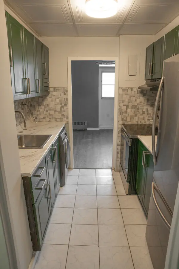 Toronto E04, ON M1K 2N3,2245 Eglinton Avenue East AVE #605