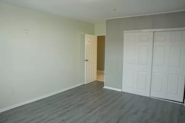 Toronto E04, ON M1K 2N3,2245 Eglinton Avenue East AVE #605