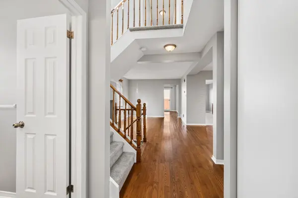 32 Peacock CRES, Barrhaven, ON K2J 3P6