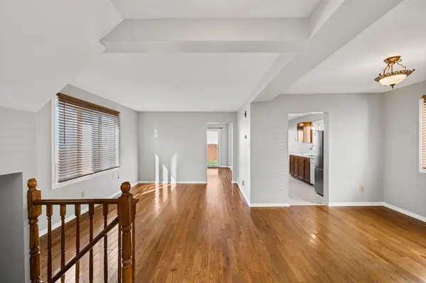 32 Peacock CRES, Barrhaven, ON K2J 3P6