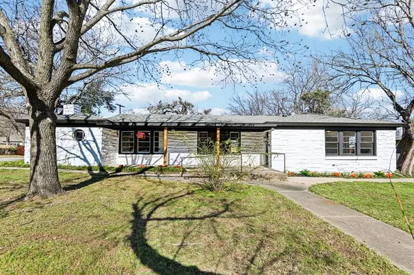 5640 Fursman Avenue, Fort Worth, TX 76114