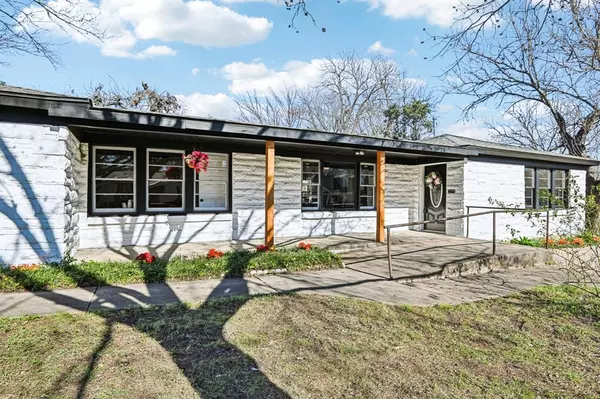 Fort Worth, TX 76114,5640 Fursman Avenue