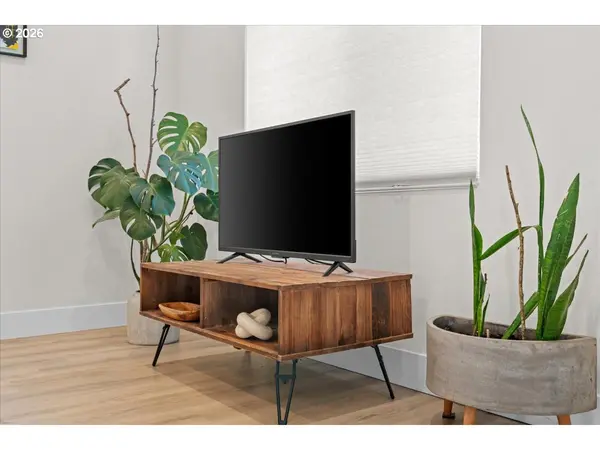 7722 SE Tolman ST #3, Portland, OR 97206