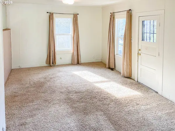 Roseburg, OR 97470,1747 SE KANE ST