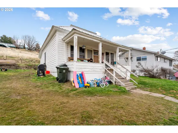 Heppner, OR 97836,110 N GILMORE ST