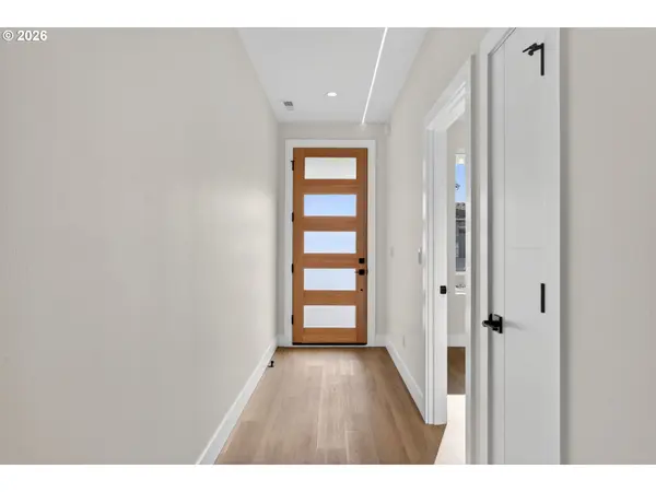 734 SE 35th ST, Battle Ground, WA 98604