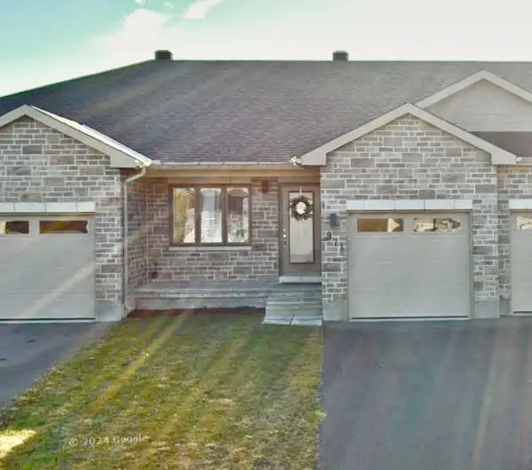 971 LEISHMAN DR, Mississippi Mills, ON K0A 1A0