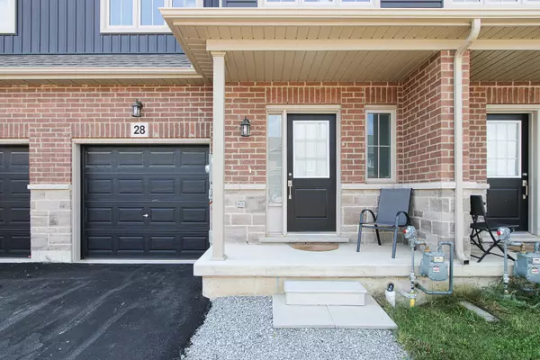 Hamilton, ON L0R 1C0,28 Zoe LN