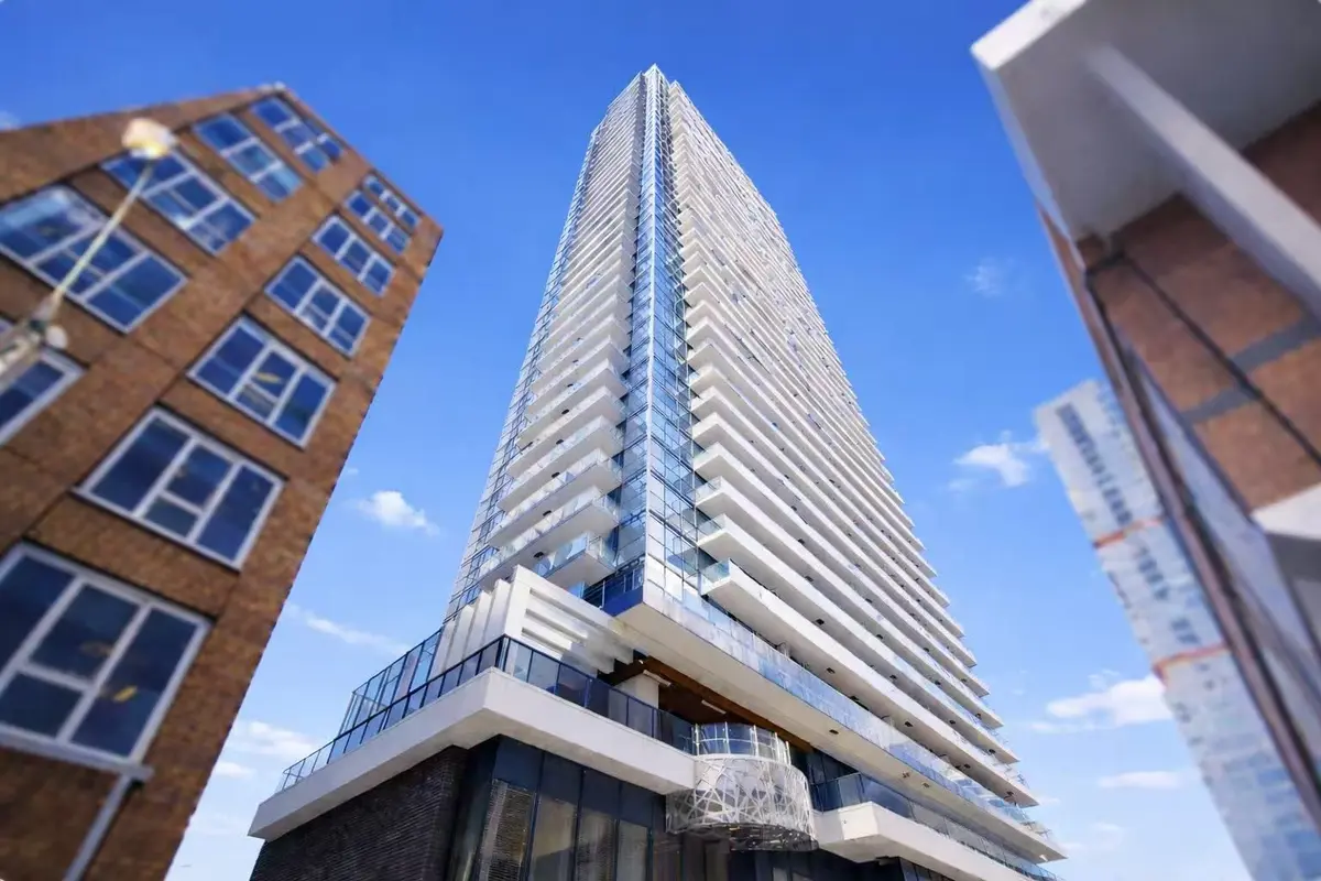 Toronto C01, ON M5V 3M6,38 Widmer ST #3105