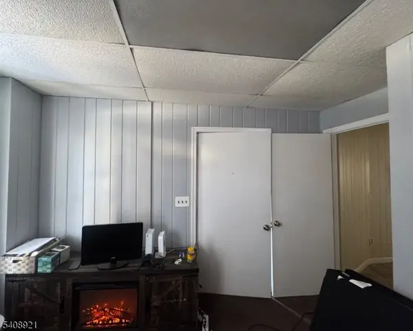 112 Chambers St, Phillipsburg Town, NJ 08865