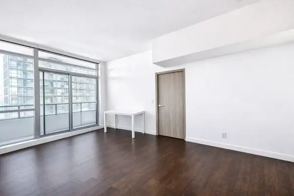 Toronto C01, ON M5V 3M6,38 Widmer ST #3105