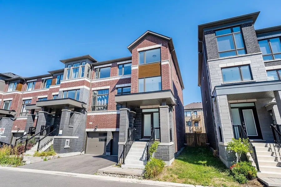 57 Douet LN, Ajax, ON L1Z 0V4