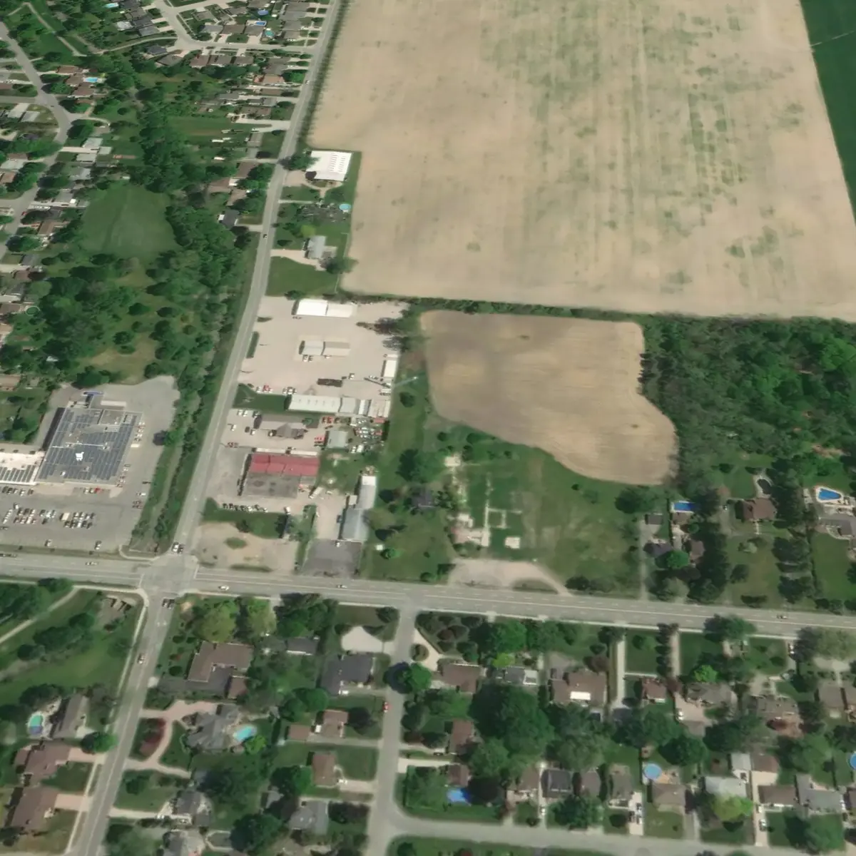 869 Charing Cross RD, Chatham-kent, ON N7M 5H3