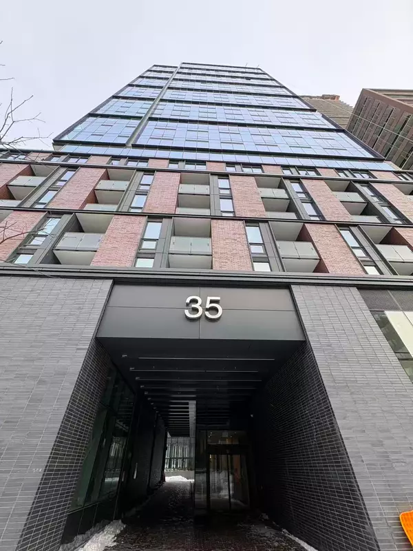 Toronto, ON M5A 0Z5,35 Parliament ST #823