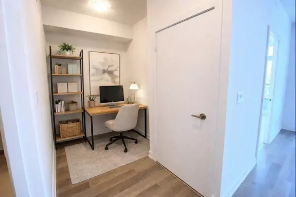 Toronto C03, ON M6E 0A1,1603 Eglinton AVE W #413