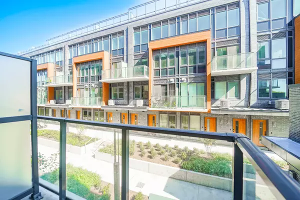 Toronto, ON M3A 0B1,69 Curlew DR ##122