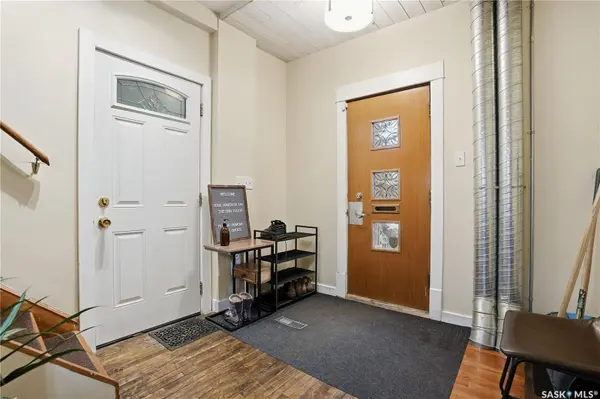 3130 13th AVENUE, Regina, SK S4T 1P2