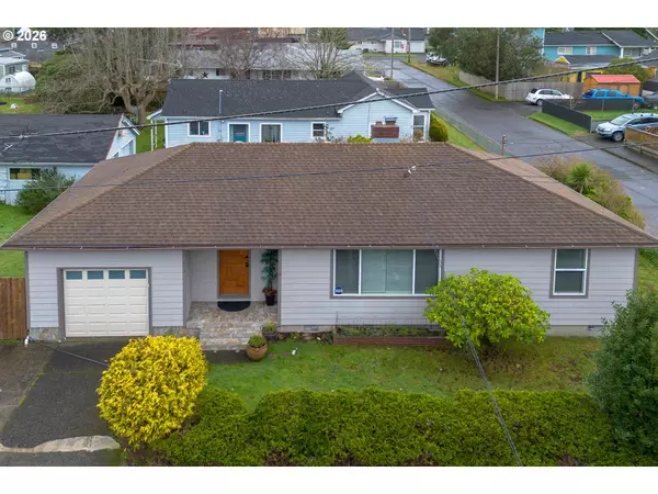 815 N KING ST, Seaside, OR 97138